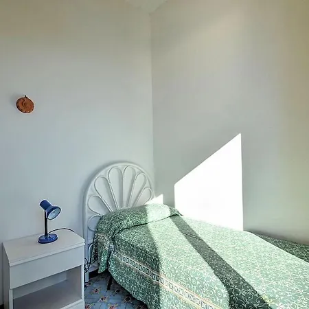 Sleeps 5 Pool Air Con Wifi Apartment Ravello