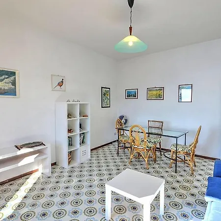 Sleeps 5 Pool Air Con Wifi * Ravello